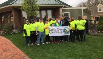 earth day clean up crew group shot